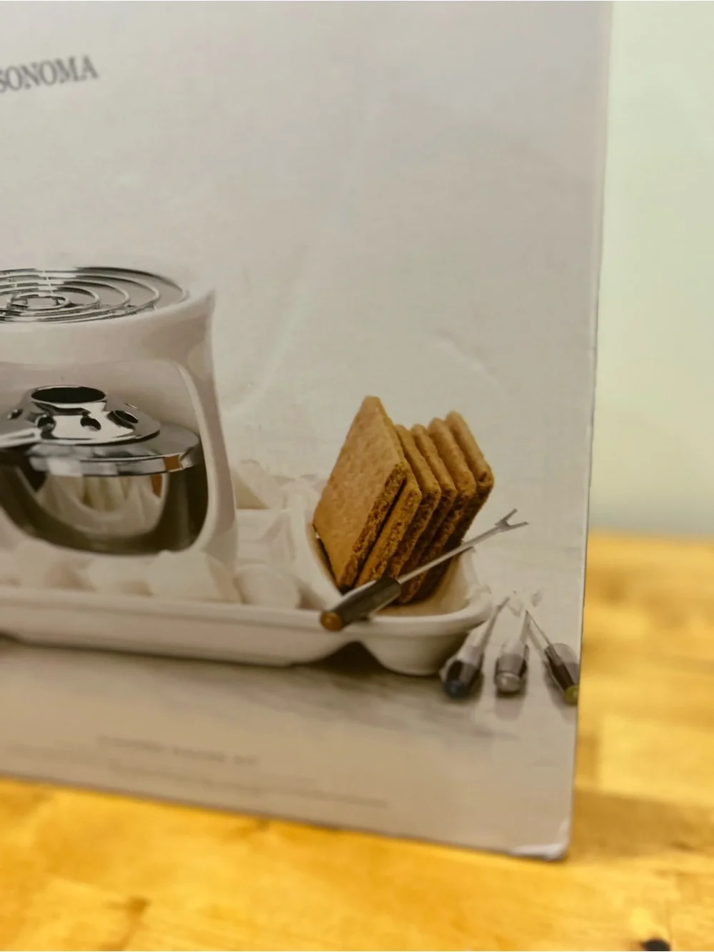 Williams Sonoma White Ceramic S'mores Maker Kit with Stainless Accents